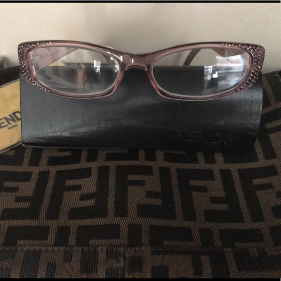 ❌SOLD❌FENDI 2:00 Reading Glasses With Lens - Picture 8 of 8